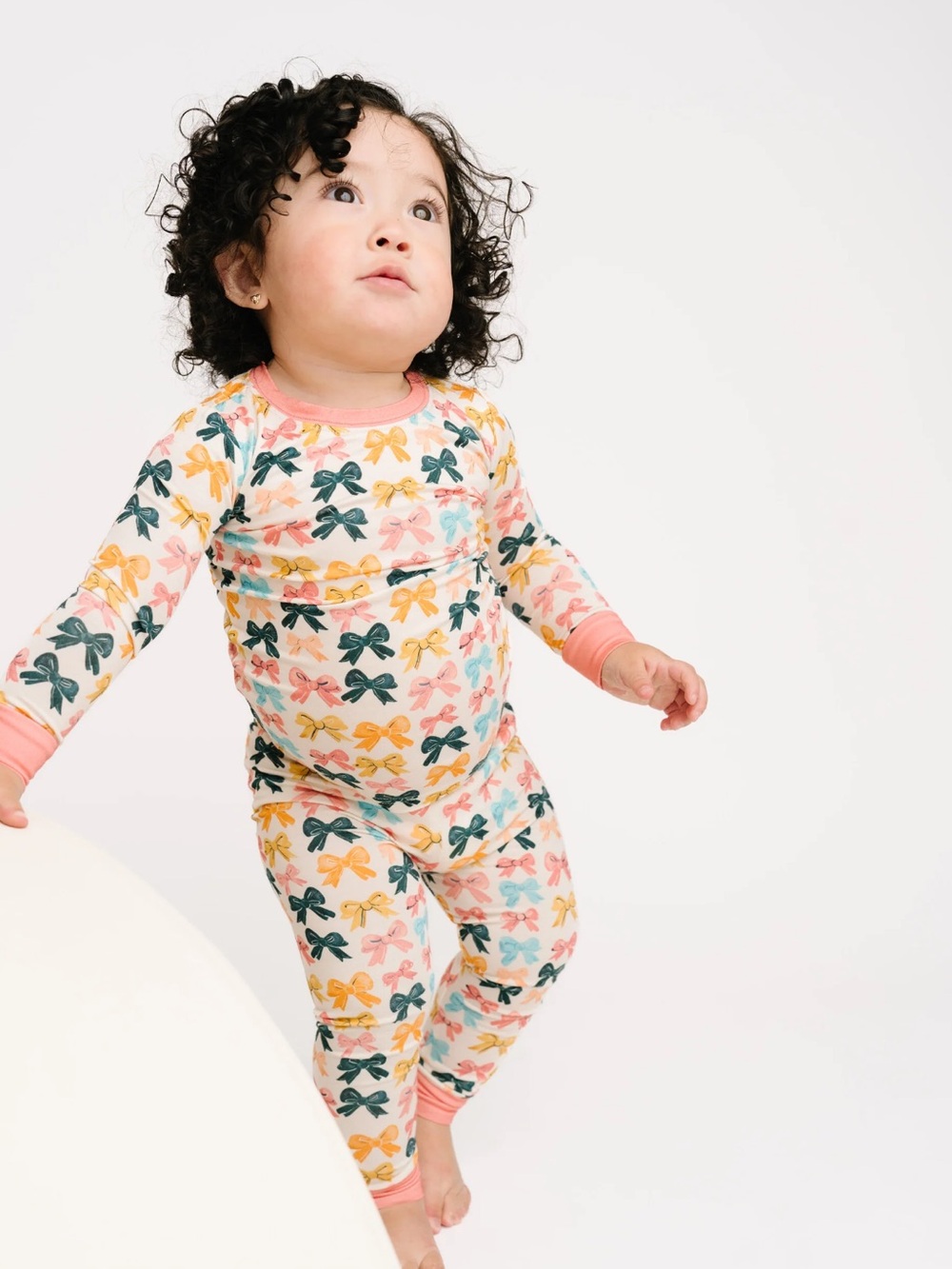 NWT Girls' Bow-Print Cotton Top and pant in Cream with Coral Trim